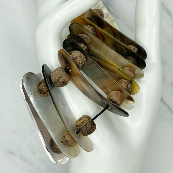 Wide Abalone Shell Ladder Beaded Stretch Bracelet - Picture 8 of 9